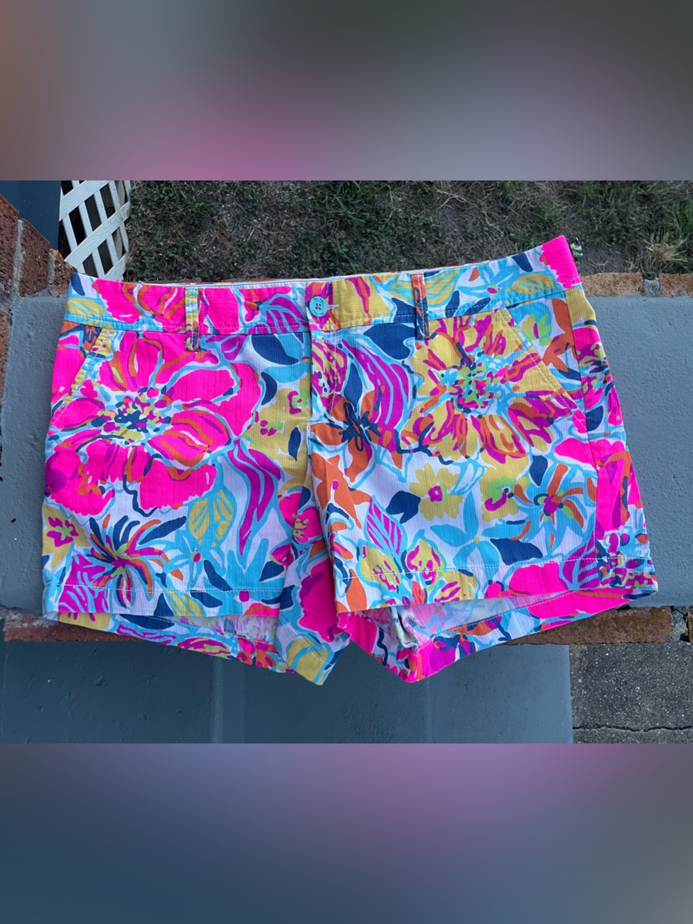 Lilly Pulitzer Callahan Shorts Size 16 Bright Floral Print